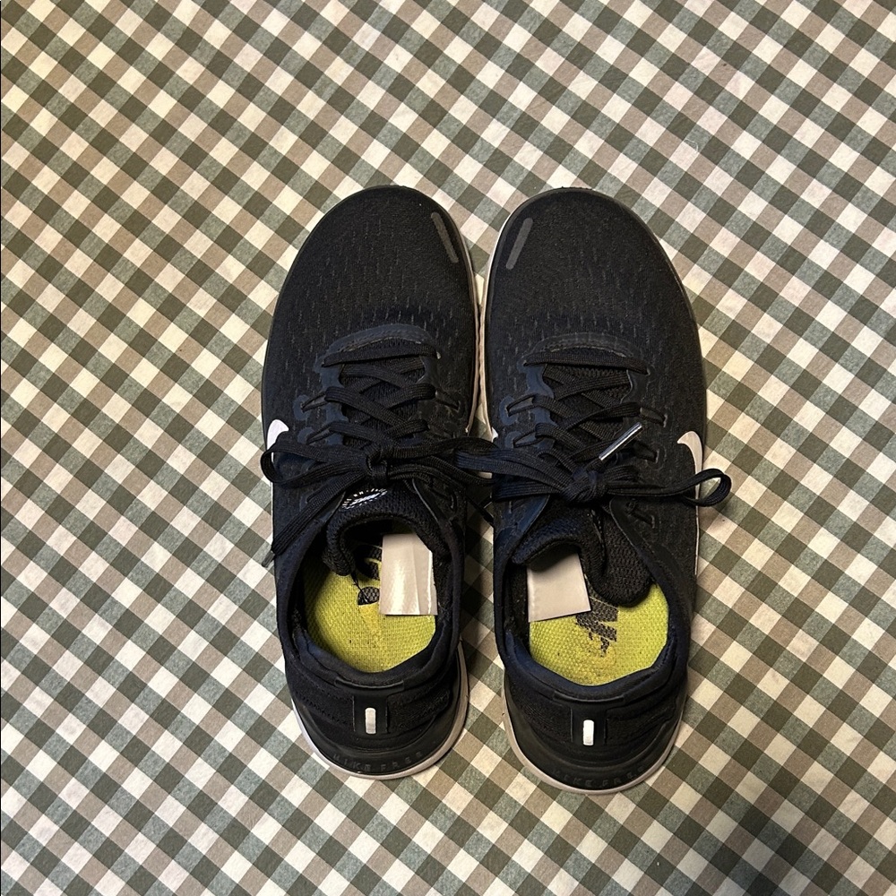 Nike Black and White Women's Sneakers